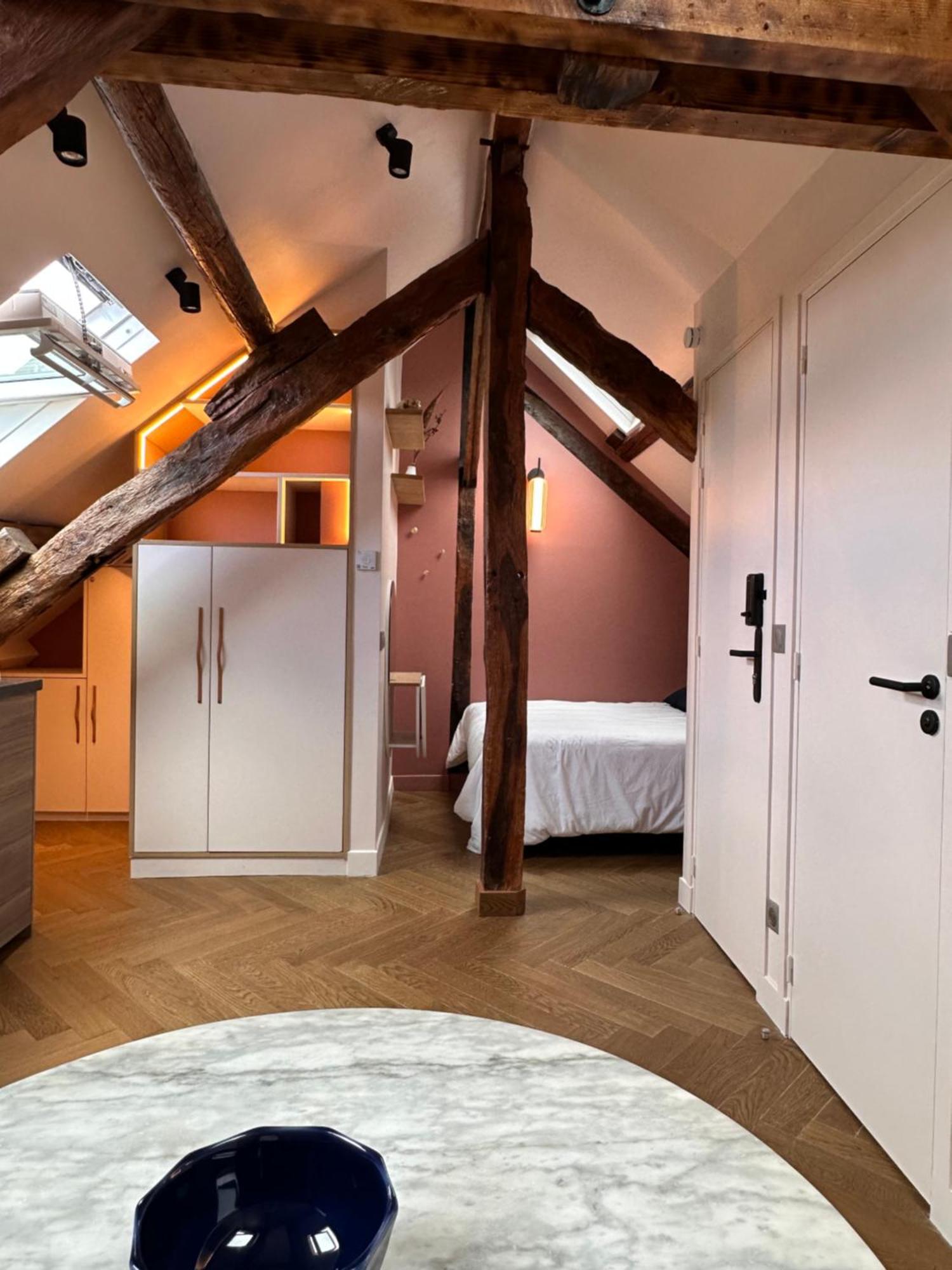Apartment Nid D'amour Sous Les Toits ! Honfleur