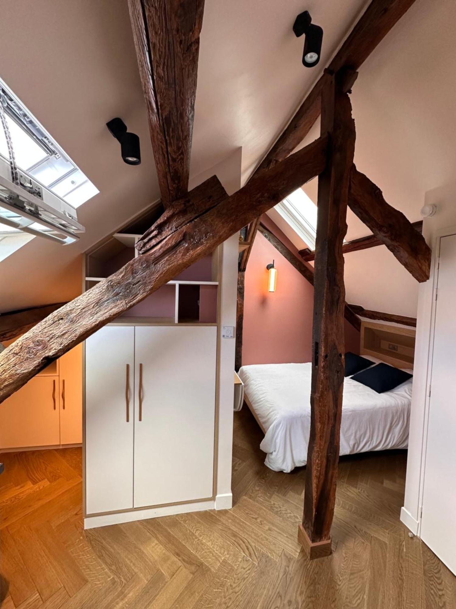 Apartment Nid D'amour Sous Les Toits ! *